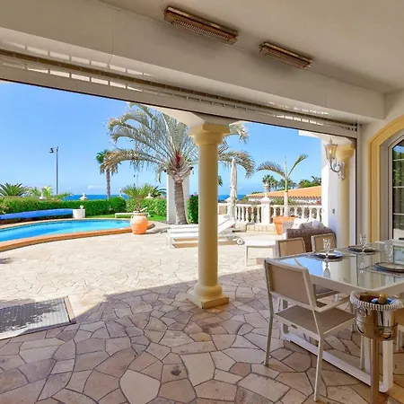 فيلة Luxury El Duque Ocean View أذيخي