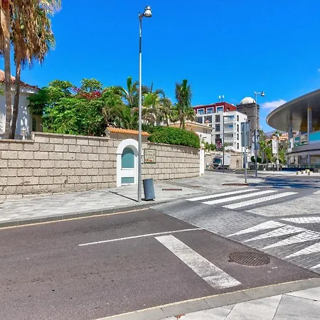 Luxury El Duque Ocean View فيلة