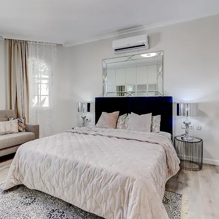 Luxury El Duque Ocean View *