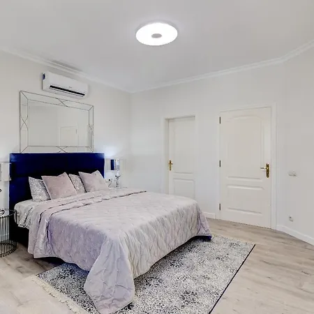 Вилла Luxury El Duque Ocean View Адехе